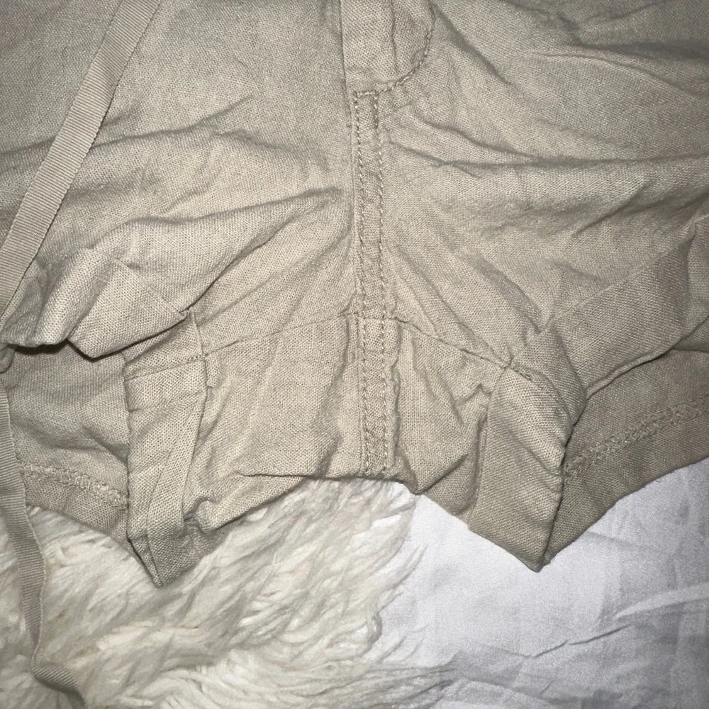 Old Navy | A Stones Throw Linen Paper Bag Shorts Tie Waist Cuffed Hem Beige